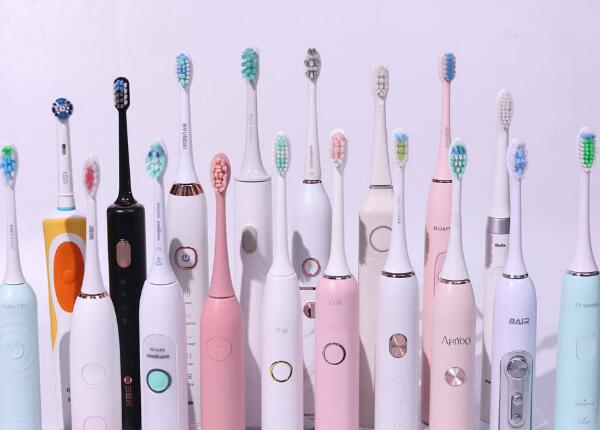 如何挑選合適的電動牙刷？牙醫(yī)教你選購到滿意的電動牙刷