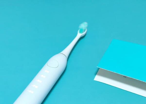 30塊和300塊，電動(dòng)牙刷是不是智商稅？