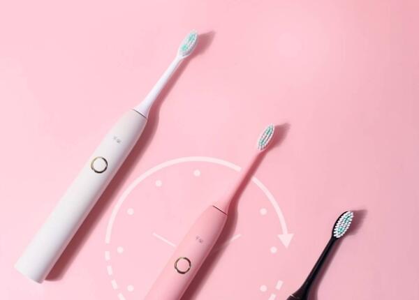 手動和自動牙刷哪個好用？一篇總結(jié)：牙刷就這樣挑！