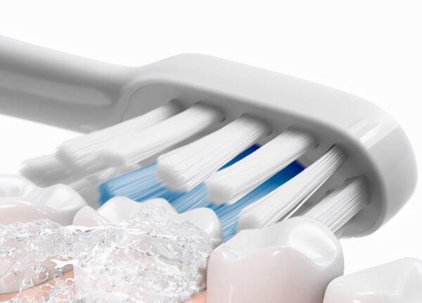 電動(dòng)牙刷傷牙齒嗎？本文為你將揭開答案！