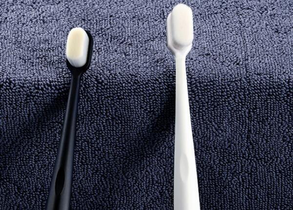 成人超細(xì)毛牙刷好用嗎？超細(xì)毛牙刷讓牙齒洗得徹底！