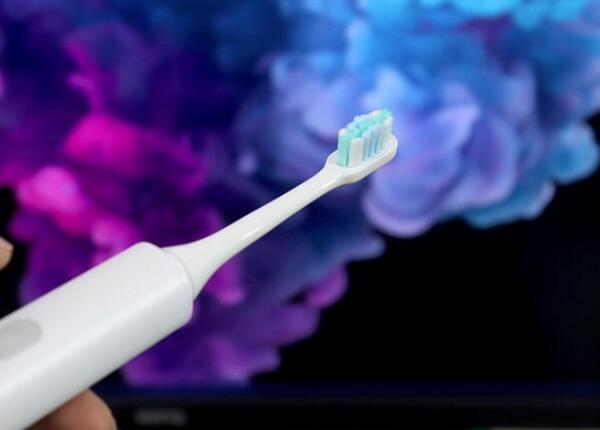 使用電動牙刷手抖正常嗎 使用電動牙刷手抖正常嗎