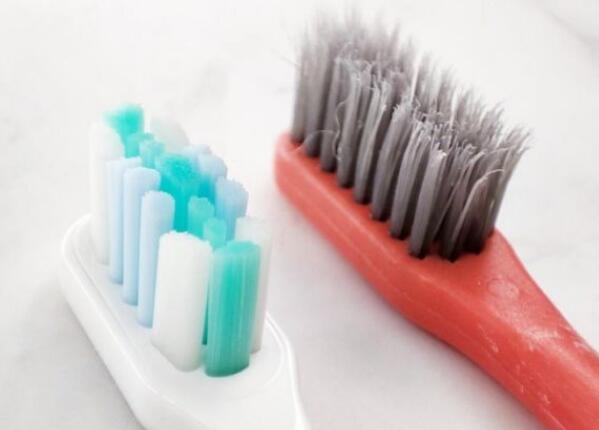 隔多久換一次電動(dòng)牙刷比較好 電動(dòng)牙刷更換頻率