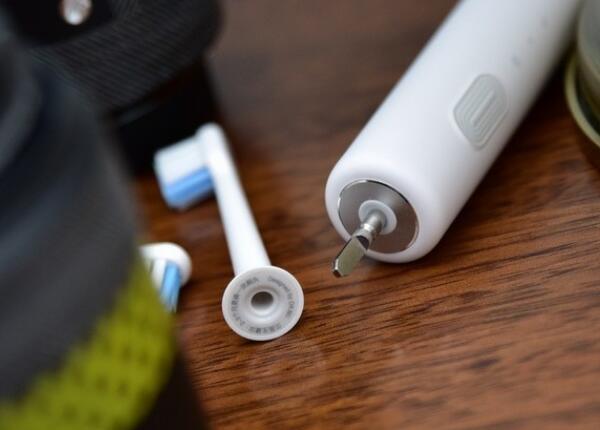 小米牙刷電動(dòng)牙刷怎么使用？小米電動(dòng)牙刷的使用指南