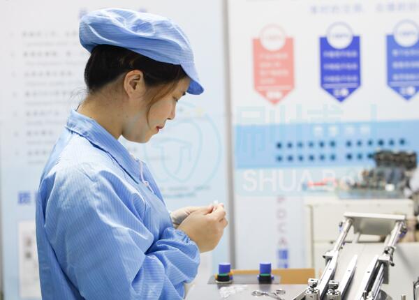 電動(dòng)牙刷生產(chǎn)廠家與代加工 電動(dòng)牙刷生產(chǎn)廠家與代加工